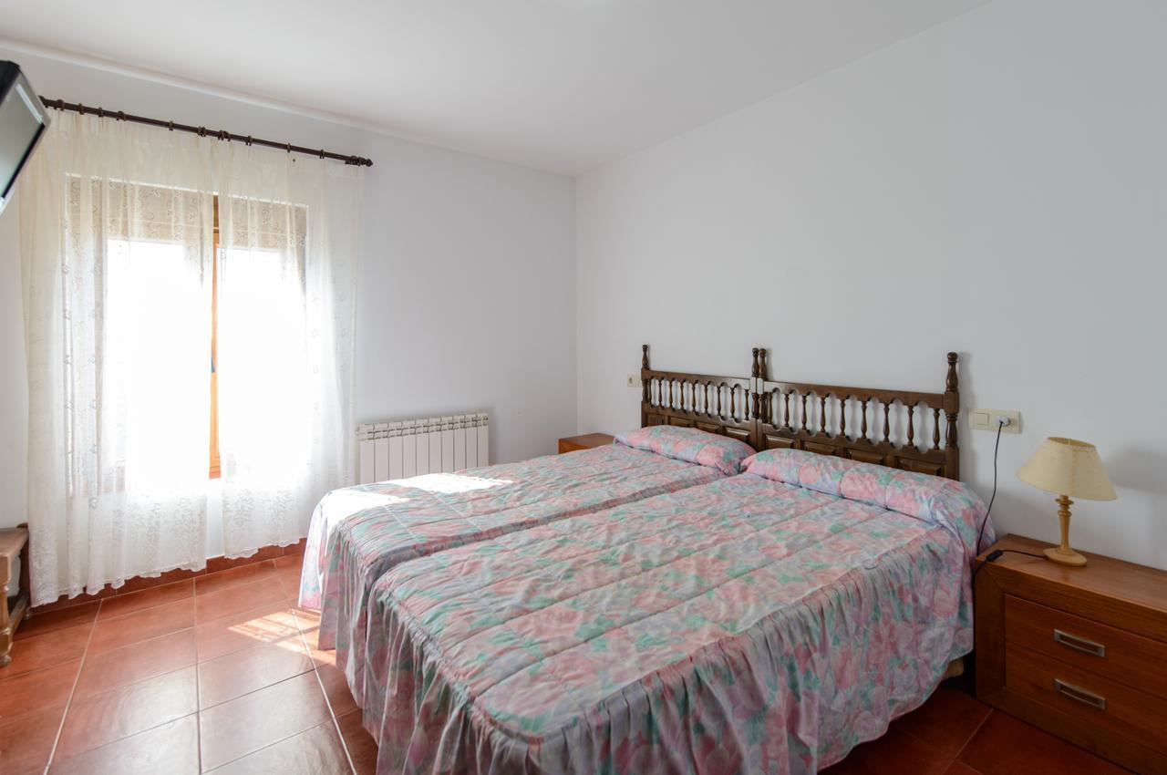 Double or Twin Room,633717003:JPEG